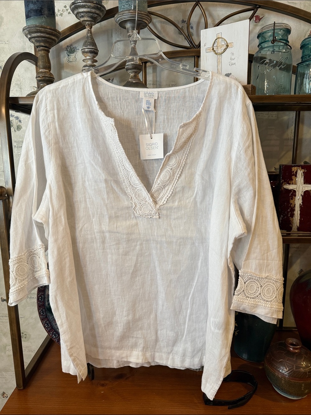 Sigrid Olsen White Linen V-Neck Tunic Top with Lace Trim